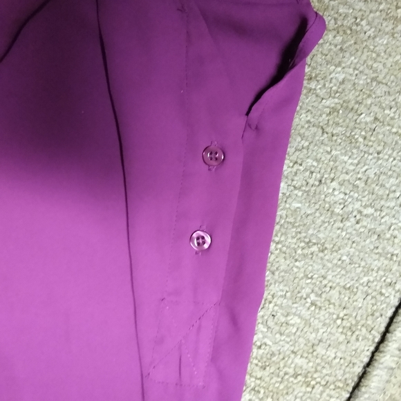 ❤️Pink Blouse - Picture 2 of 8